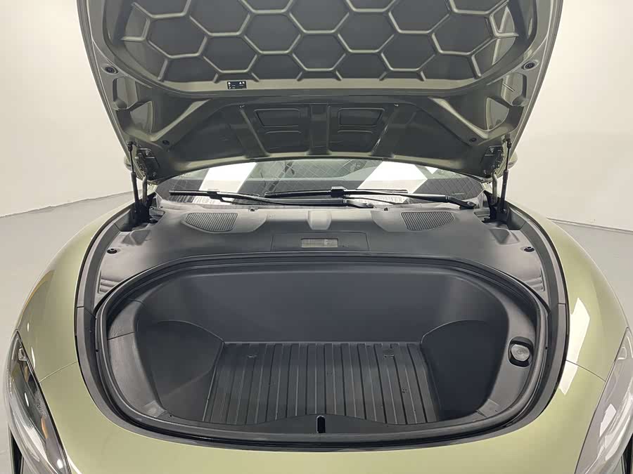 MI SU7 2024 car image #16
