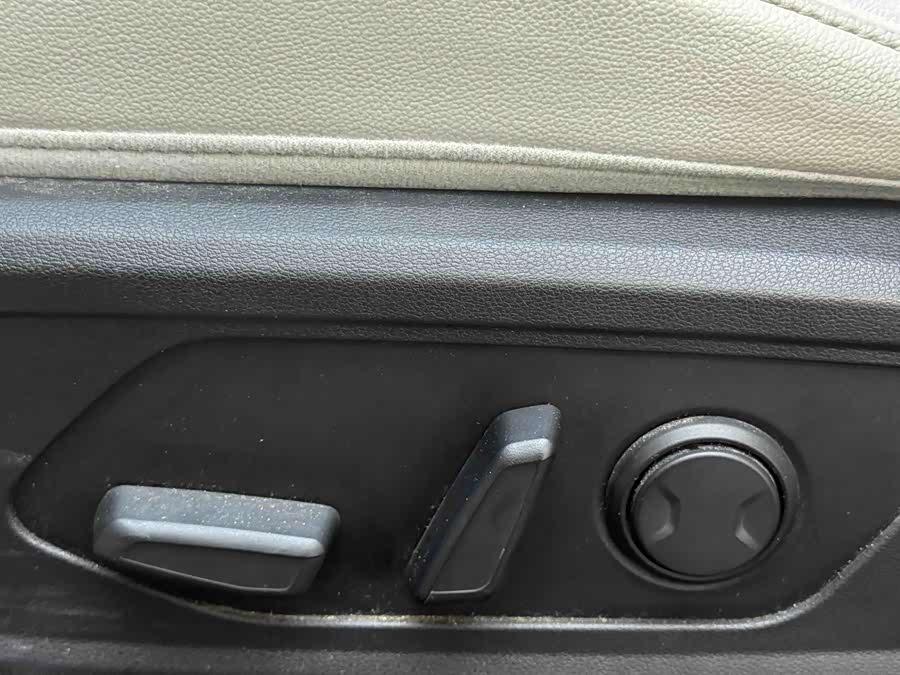 Hyundai Tucson 2021 car image #16