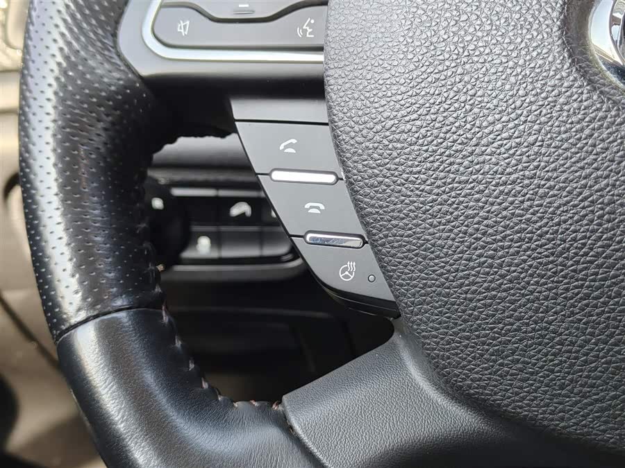 GAC Trumpchi GS7 2018 car image #16