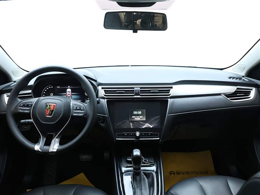 Roewe i5 2020 #16 Roewe i5 2020 car image #16