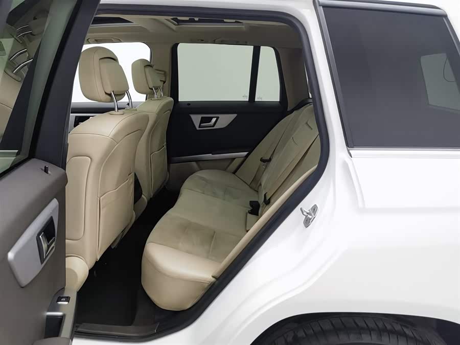 Mercedes-Benz GLK Class 2015 immagine di auto #16