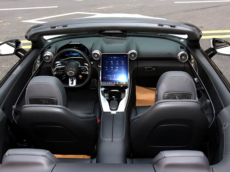Mercedes-Benz 2024 car image #16