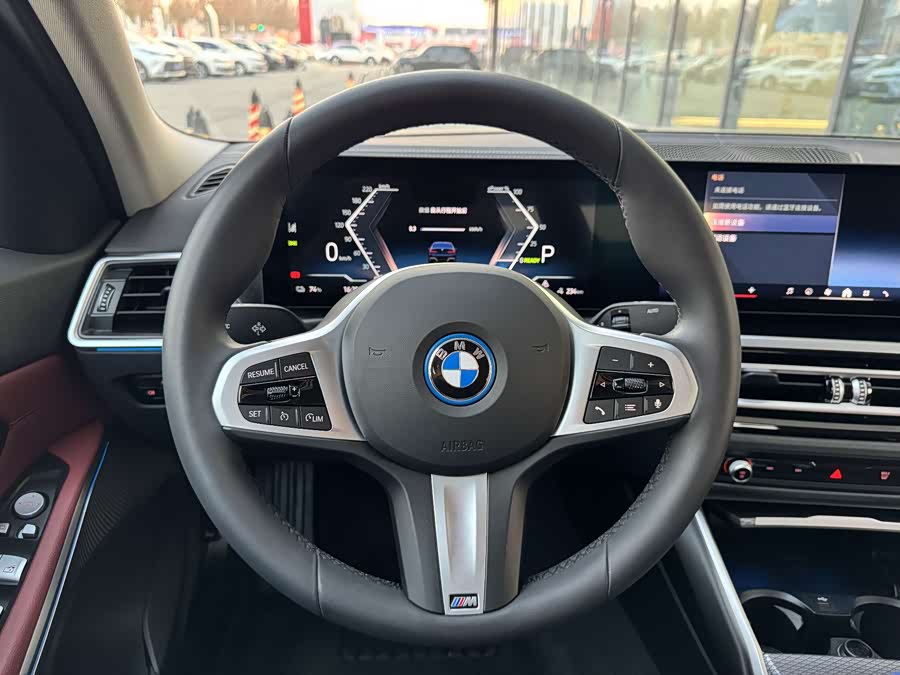 BMW i3 2025 car image #16