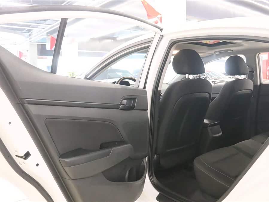 Hyundai Elantra AD 2017 car image #16