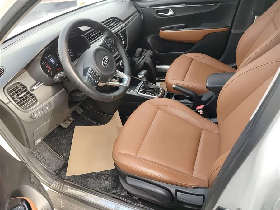 Kia Rio Cross 2017 صورة سيارة #16