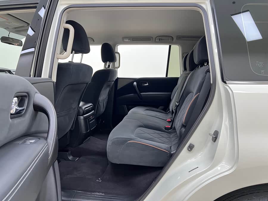 日产 途乐 2018 汽车图片 #16