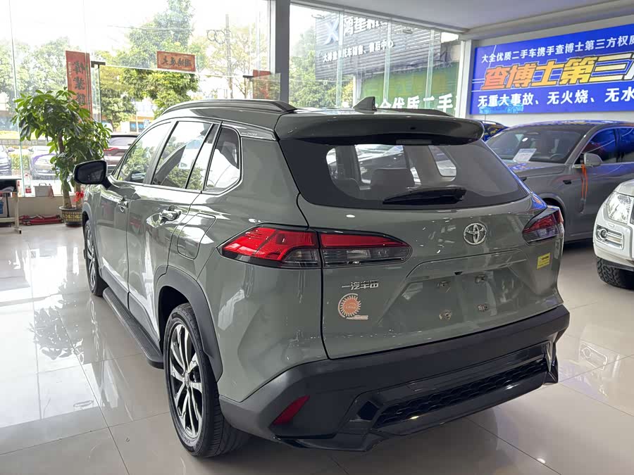 丰田 卡罗拉锐放 2022 汽车图片 #16