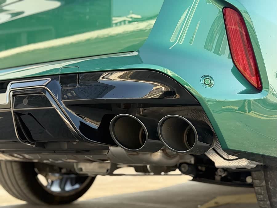 BMW X5 M 2024 car image #16