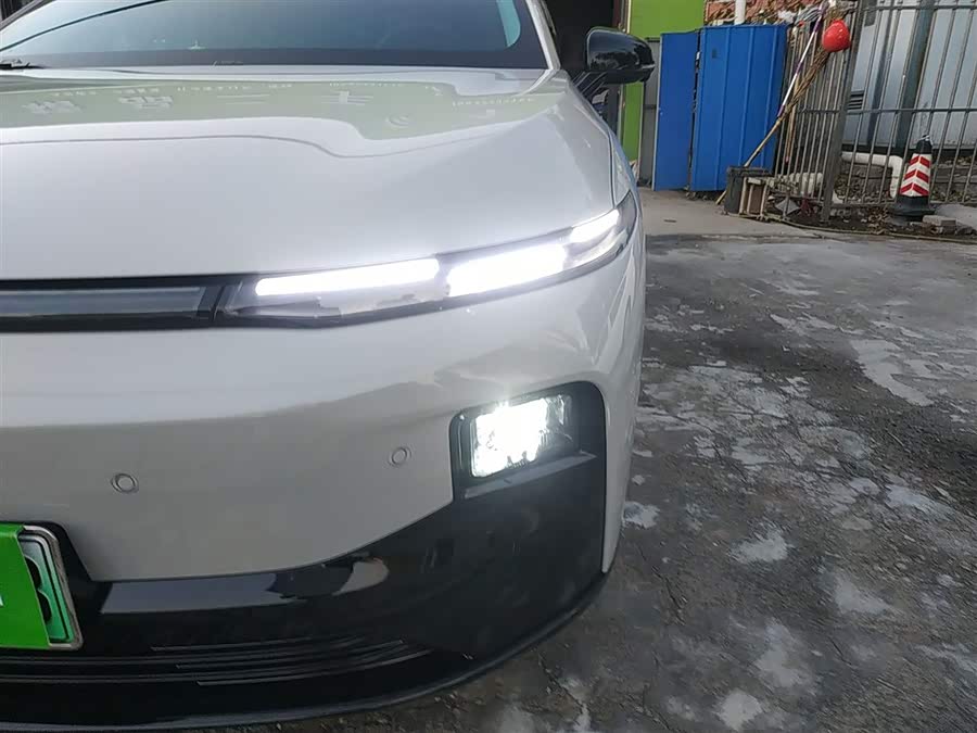 零跑汽车 零跑B01 2025 汽车图片 #16