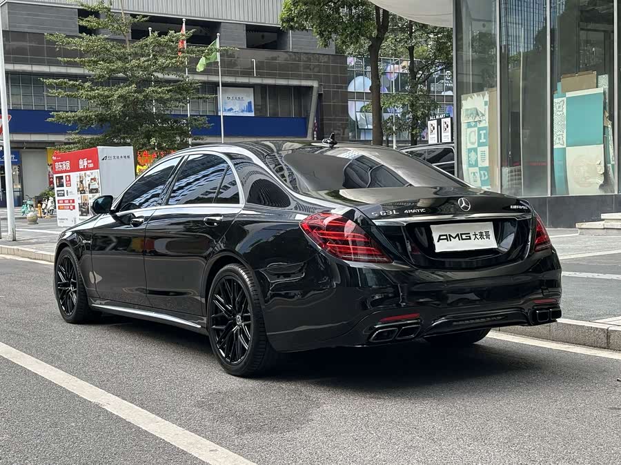 Mercedes-Benz S AMG 2015 car image #16