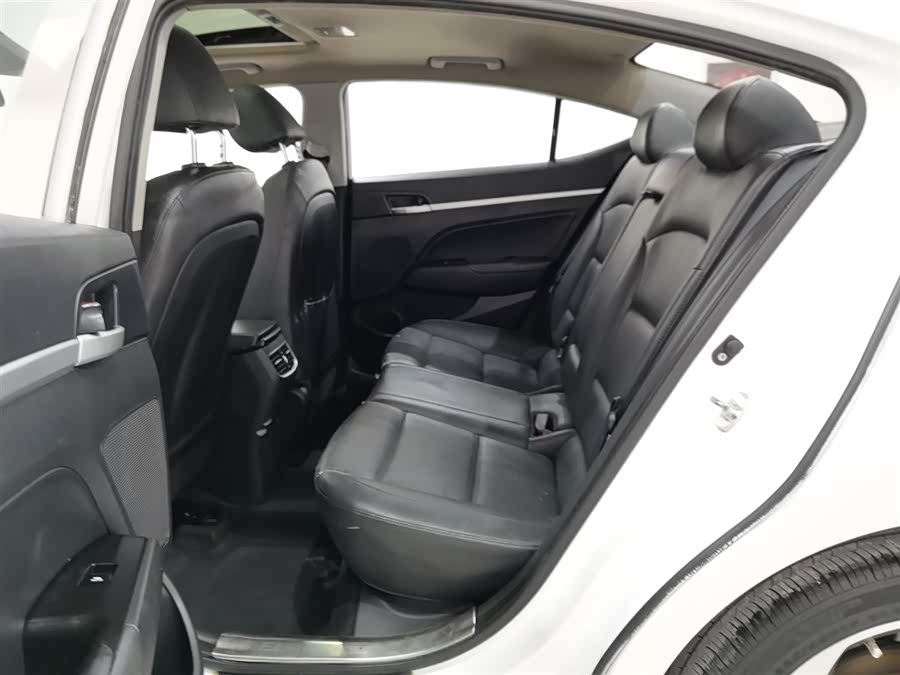 Hyundai Elantra AD 2016 car image #16