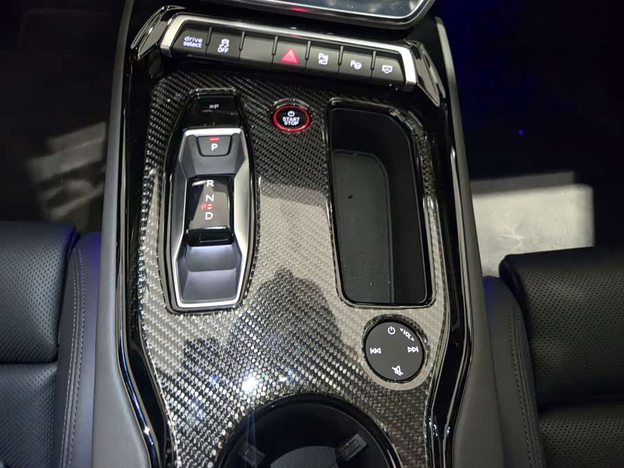 Audi e-tron GT 2024 #16 Audi e-tron GT 2024 car image #16