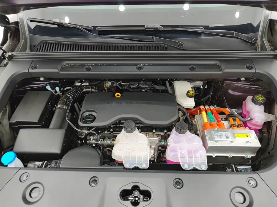 零跑汽车 零跑C16 2024 汽车图片 #16