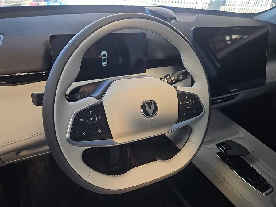 Changan UNI-Z 2025 immagine di auto #16