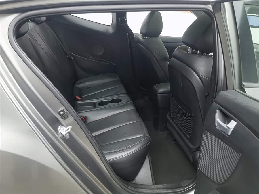 Hyundai Veloster 2015 immagine di auto #16