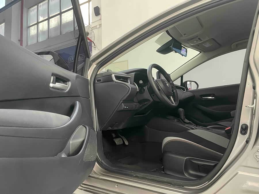 Toyota Corolla 2021 car image #16