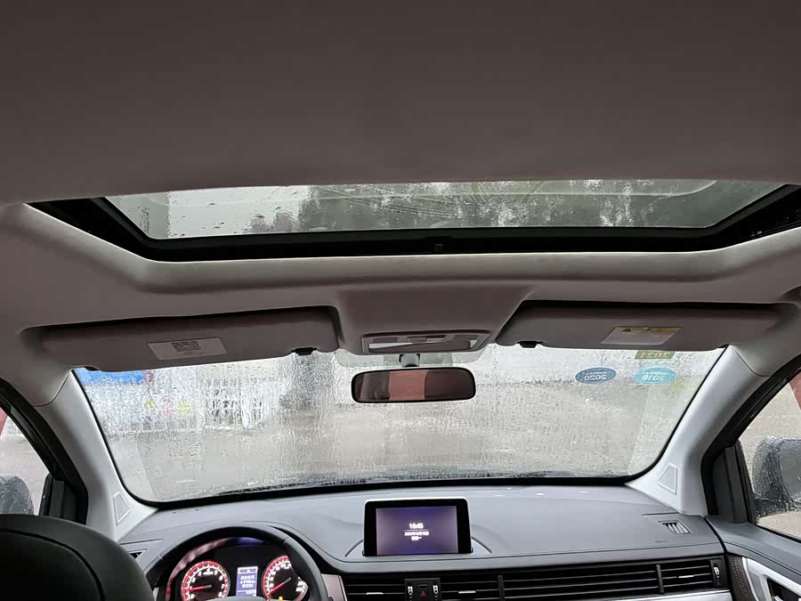 Forthing JOYEAR X6 2017 #16 Forthing JOYEAR X6 2017 car image #16