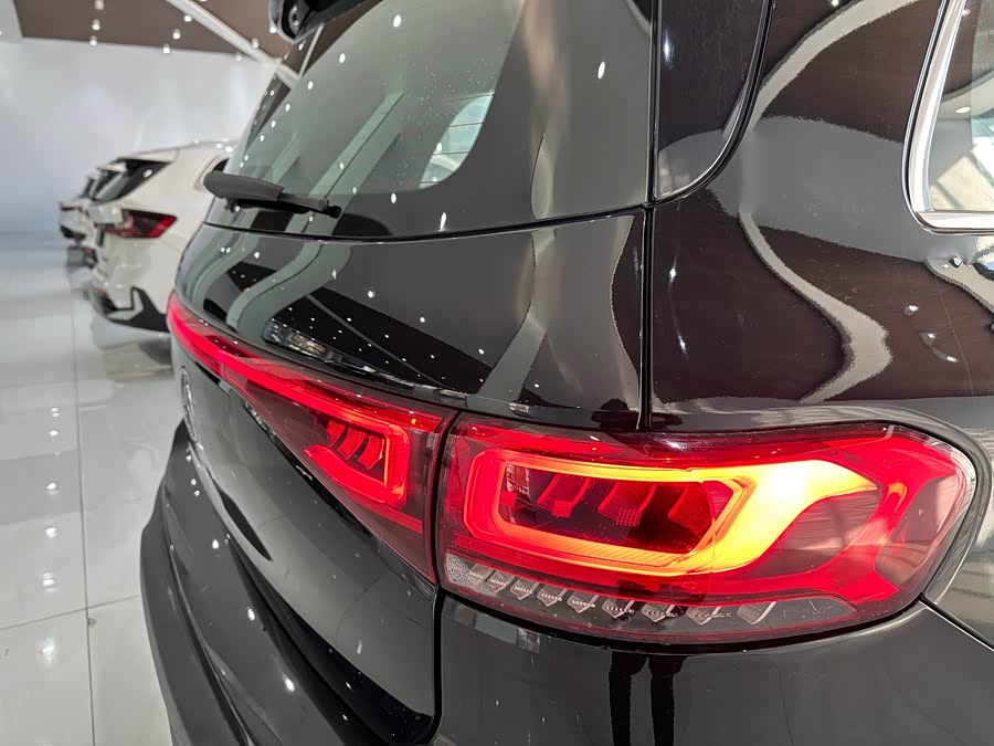 Mercedes-Benz EQB Class 2023 #16 Mercedes-Benz EQB Class 2023 car image #16