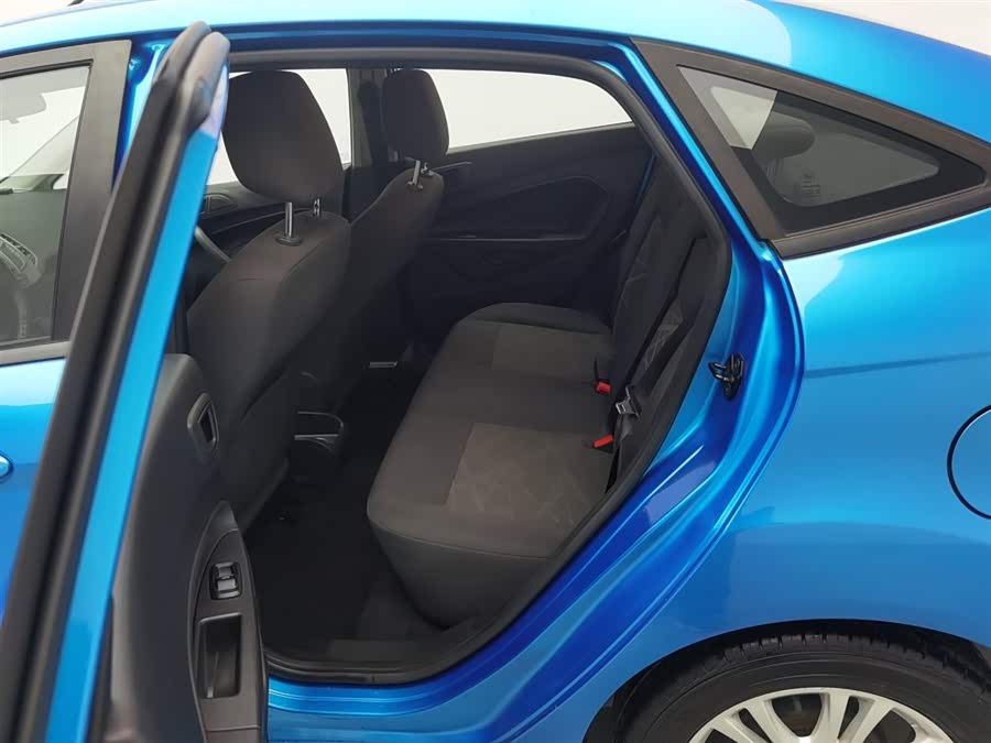 Ford Fiesta 2014 صورة سيارة #16