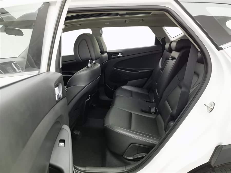 Hyundai Tucson 2017 #16 Hyundai Tucson 2017 car image #16