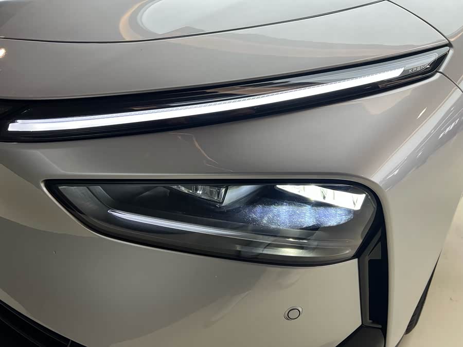 Xpeng P7+ 2025 car image #16