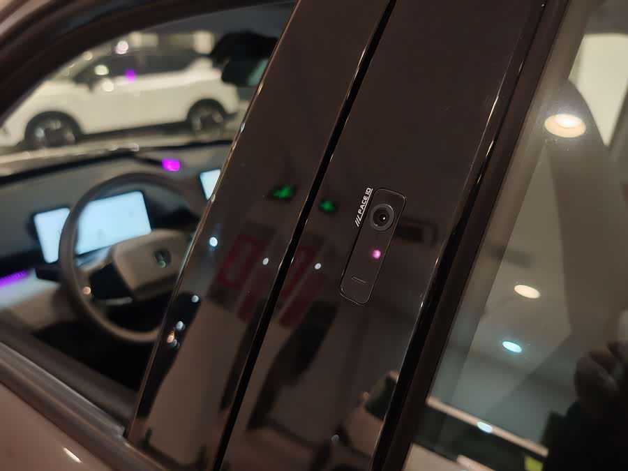 Changan UNI-Z PHEV 2024 car image #16