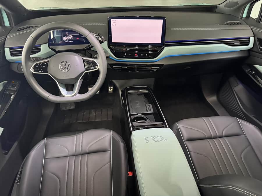 Volkswagen ID.4 X 2023 car image #16