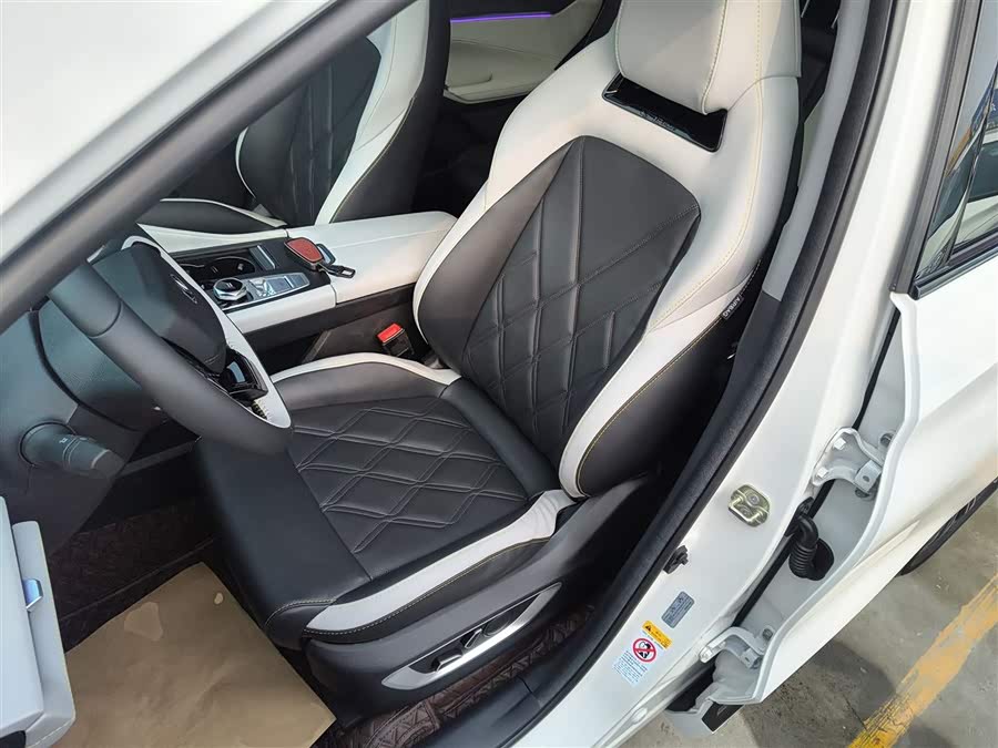 Changan CS75 Plus iDD 2024 #16 Changan CS75 Plus iDD 2024 car image #16