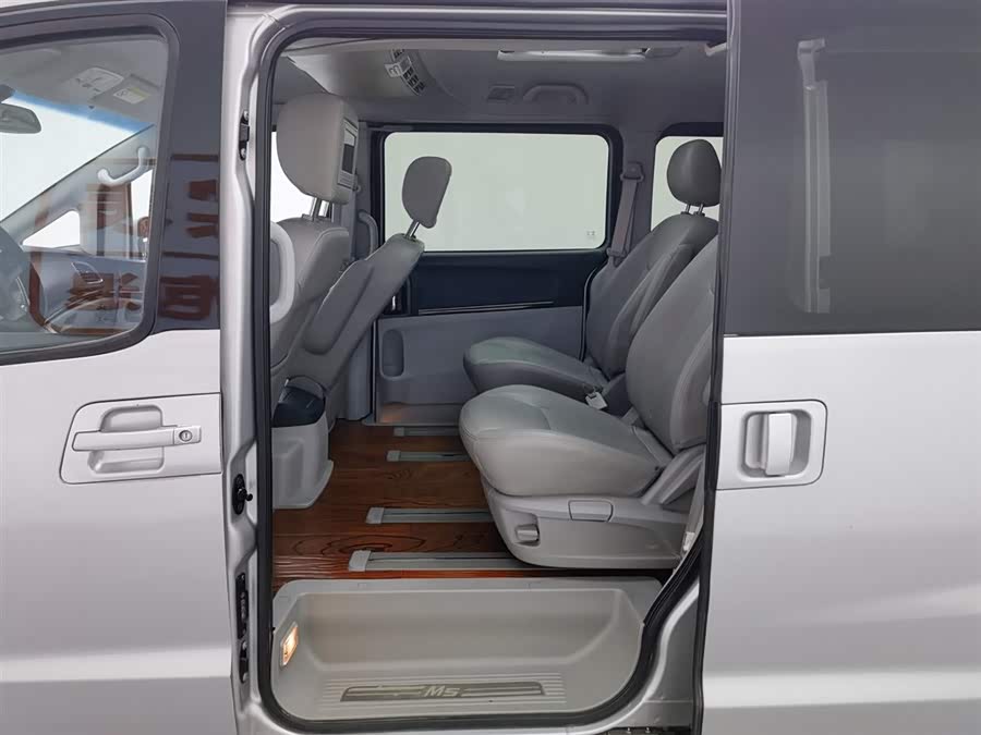 江淮汽车 瑞风M5 2015 汽车图片 #16