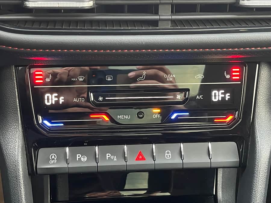 Skoda Kodiaq GT 2022 #16 Skoda Kodiaq GT 2022 car image #16