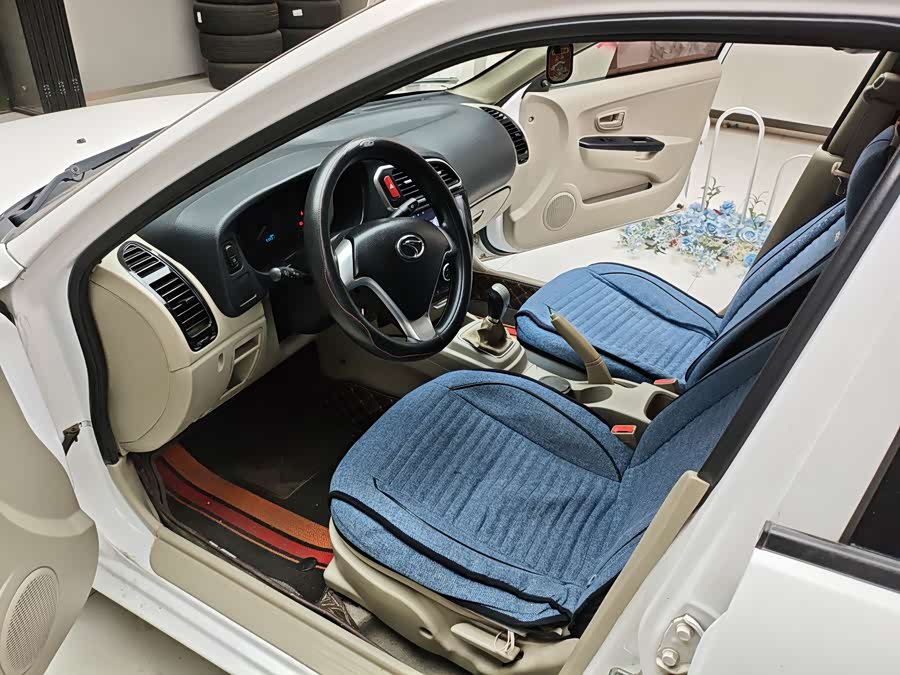 Soueast V3 Lingyue 2016 car image #16