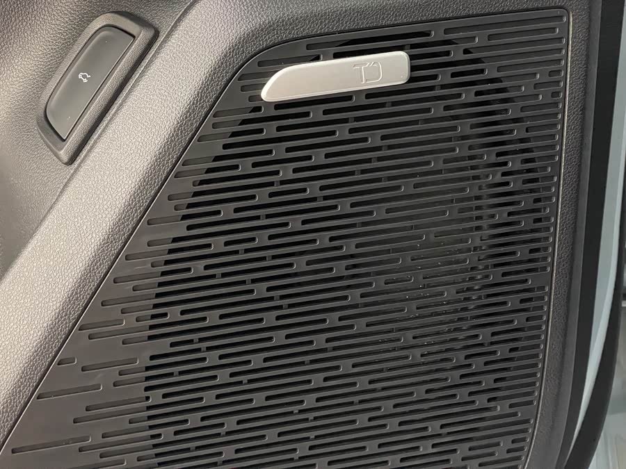 Chevrolet Equinox Plus 2024 #16 Chevrolet Equinox Plus 2024 car image #16