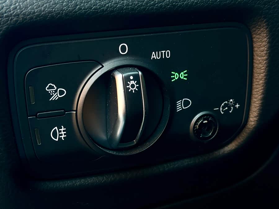 奥迪 奥迪RS 3 2018 汽车图片 #16