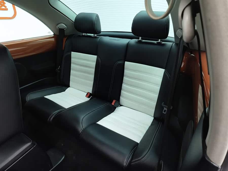 Volkswagen Beetle 2011 immagine di auto #16