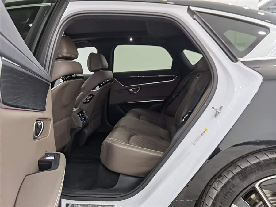 BYD Han 2021 car image #16
