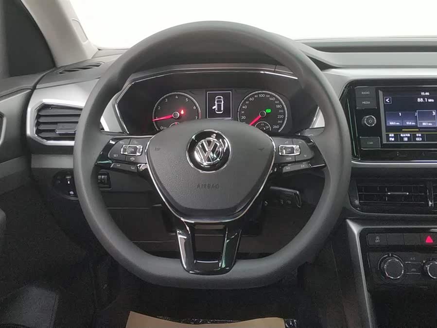 Volkswagen T-Cross 2019 car image #16