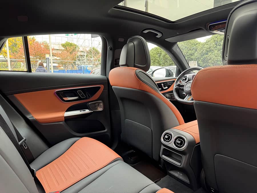 Mercedes-Benz GLC Coupe 2024 #16 Mercedes-Benz GLC Coupe 2024 صورة سيارة #16