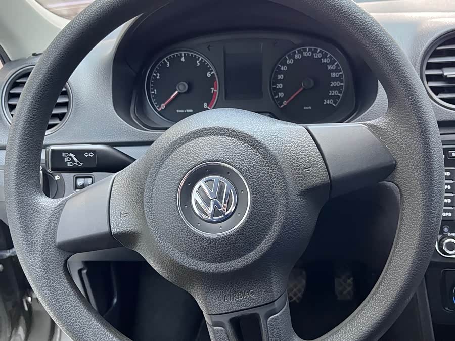 Volkswagen Jetta 2014 immagine di auto #16