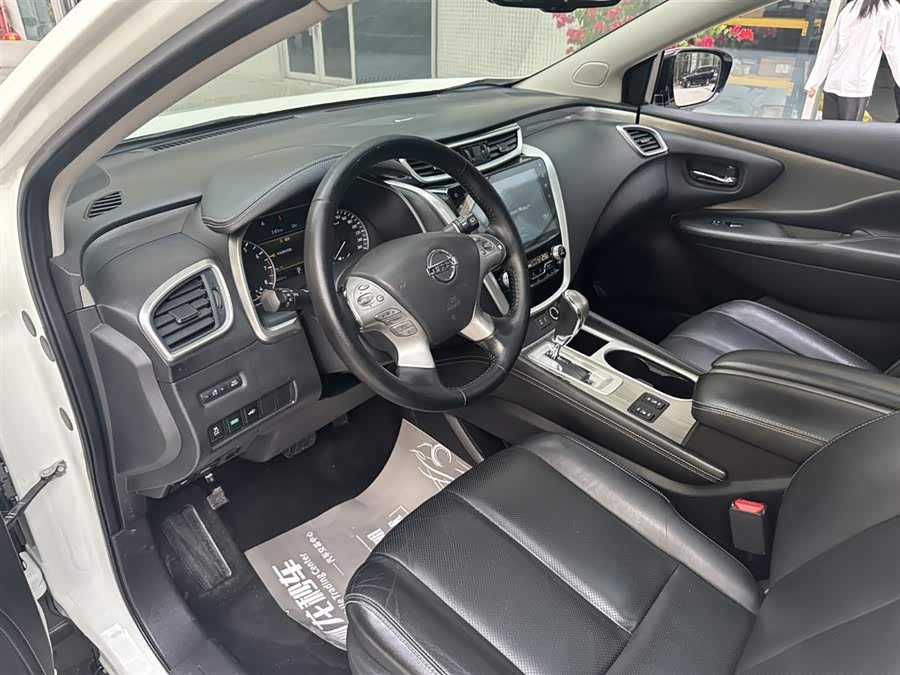 Nissan Murano 2018 immagine di auto #16