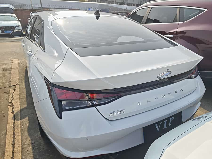 Hyundai Elantra 2021 car image #16