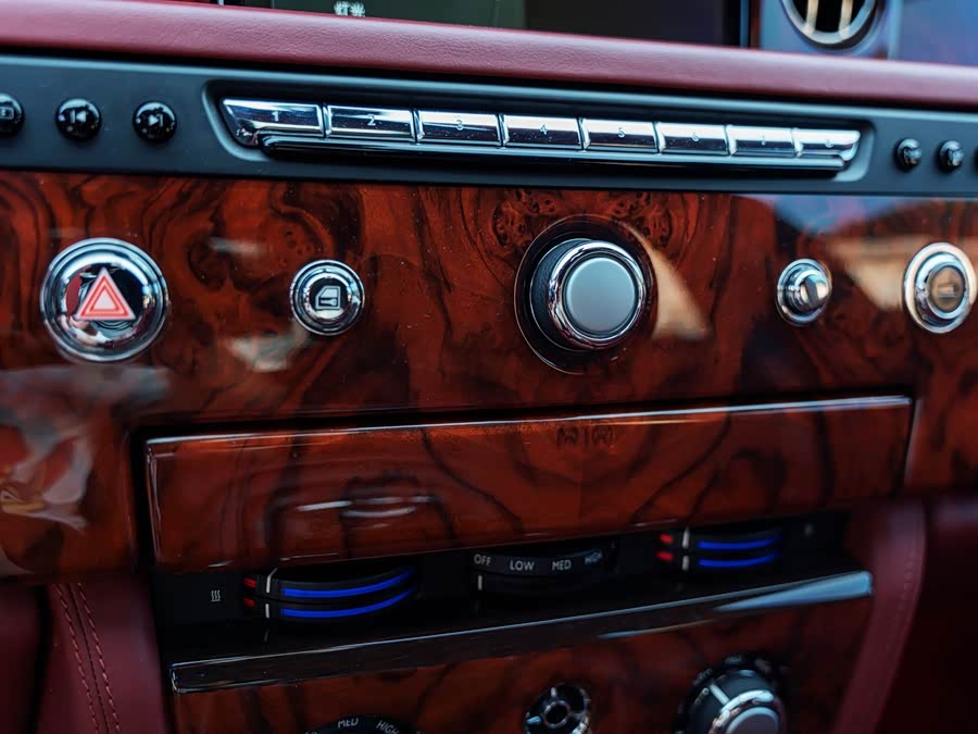 劳斯莱斯 幻影 2016 汽车图片 #16