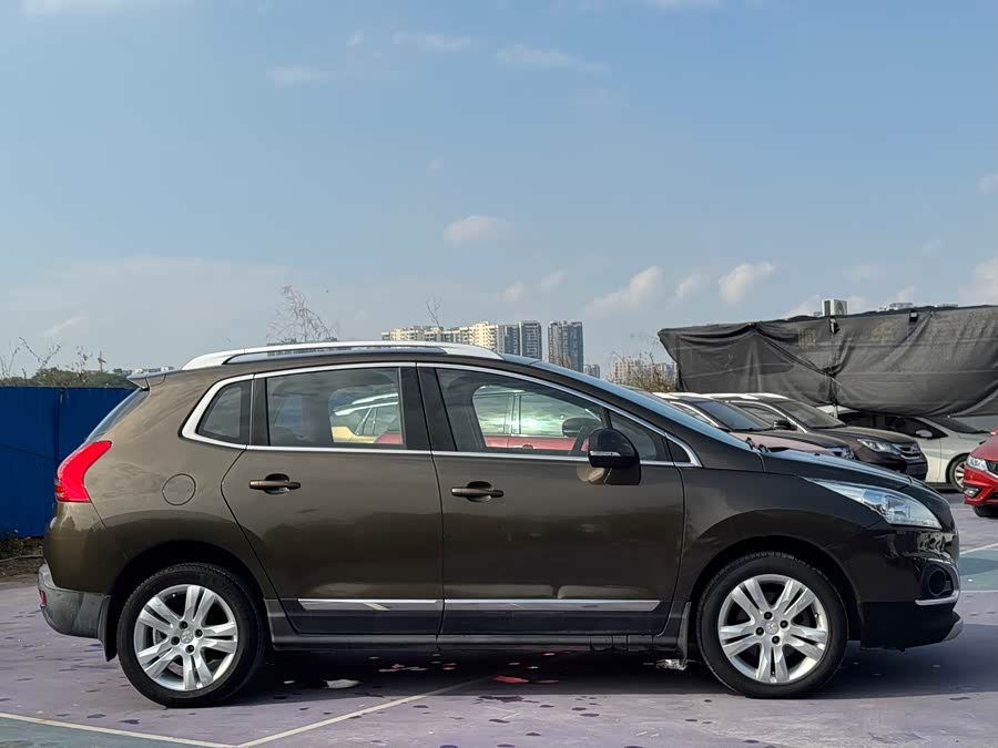 Peugeot 3008 2015 car image #16
