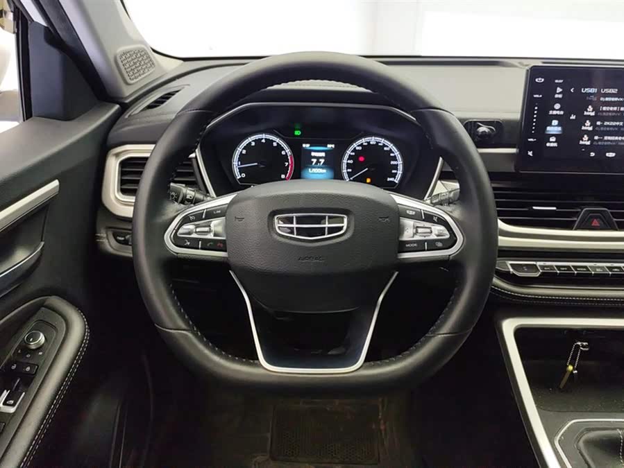 GEELY Vision X6 2019 car image #16