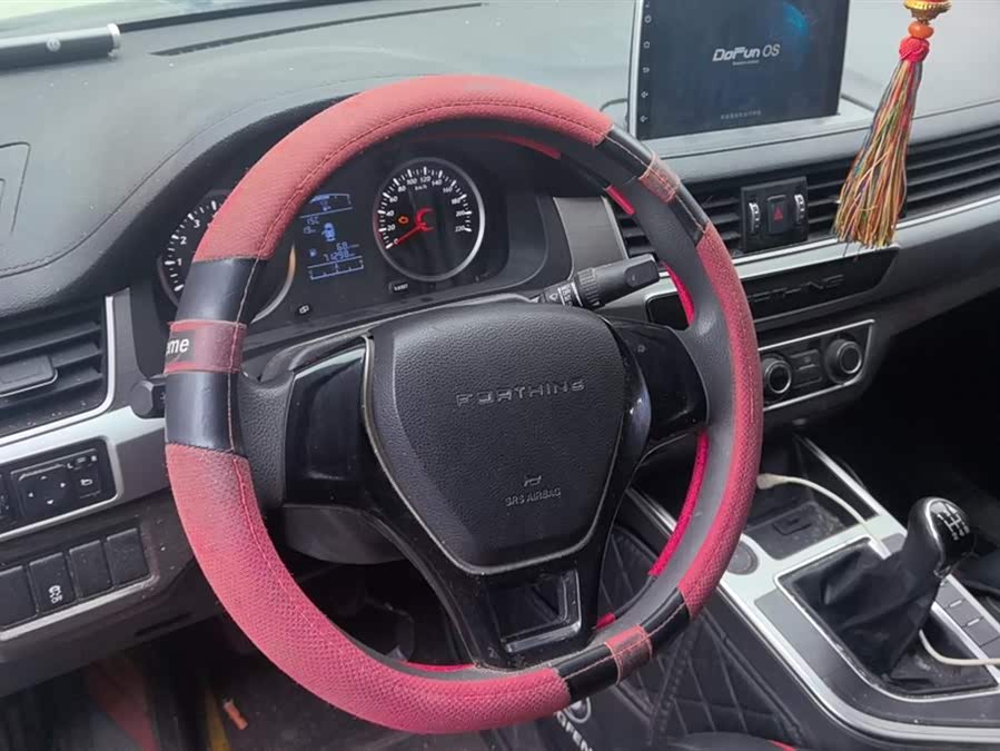 Forthing T5 2022 صورة سيارة #16