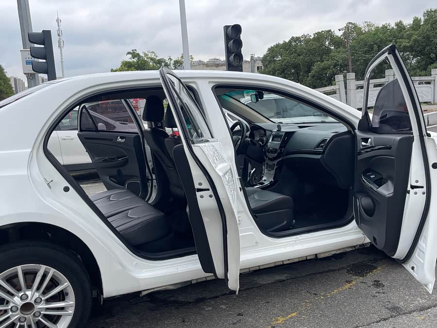 BYD e5 2019 #16 BYD e5 2019 car image #16