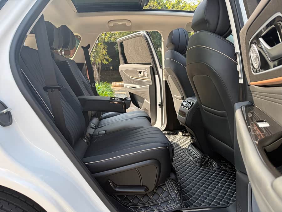 Chery Tiggo 9 2024 car image #16