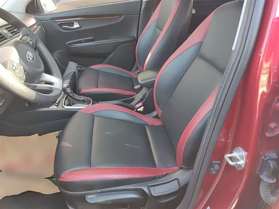 Kia Rio Cross 2017 car image #16