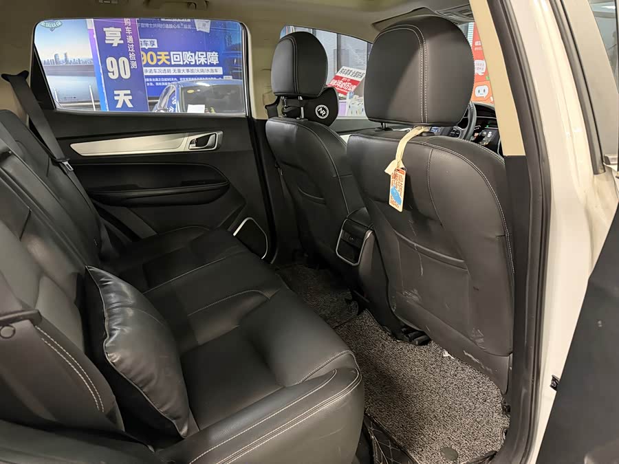 GEELY Vision X6 2019 car image #16