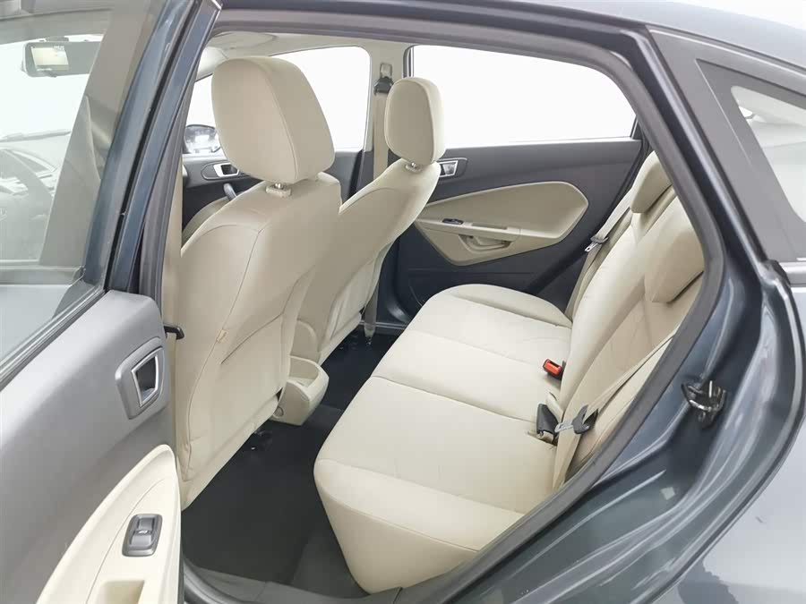 Ford Fiesta 2013 #16 Ford Fiesta 2013 car image #16