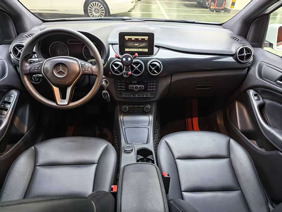 Mercedes-Benz B Class 2014 #16 Mercedes-Benz B Class 2014 car image #16